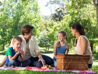 comer al aire libre