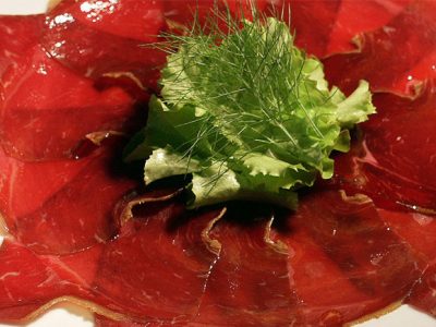alimentos y bebidas